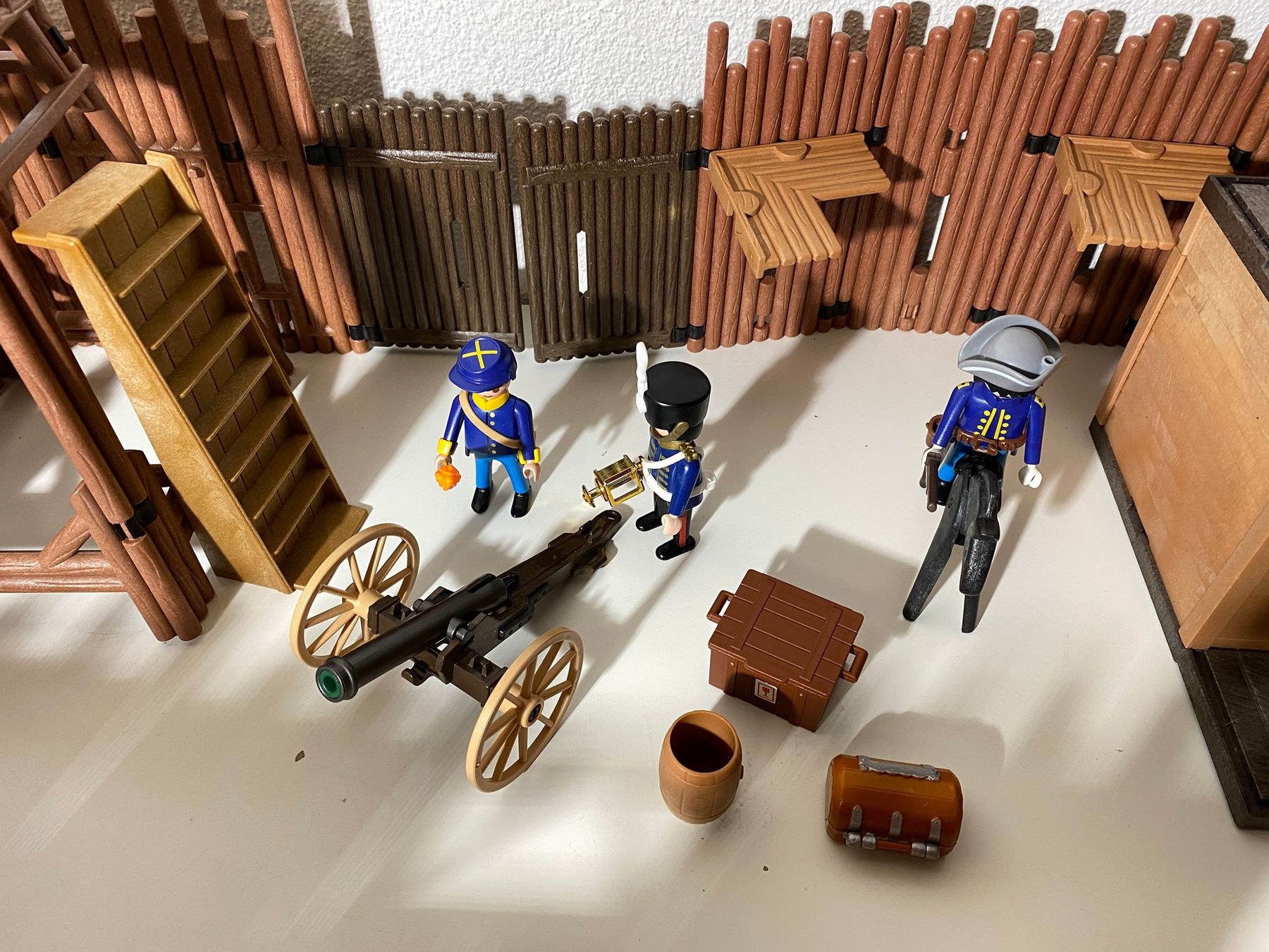 Playmobil Giocattoli: Playmobil Fort mit Zubehör – Usato da Winterthur venduto da pat.paw 3