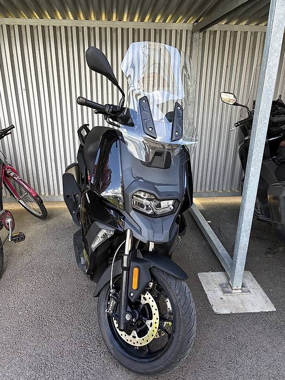 BMW Scooter: BMW C 400 X  2021  9300 km – Usato da Cortaillod venduto da semirmujic
