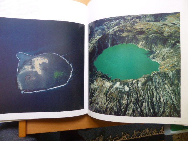 Libri: Earthsong - Bernhard  Edmaier – Nuovo (secondo la descrizione) da Brunnadern venduto da lesezirkel 2