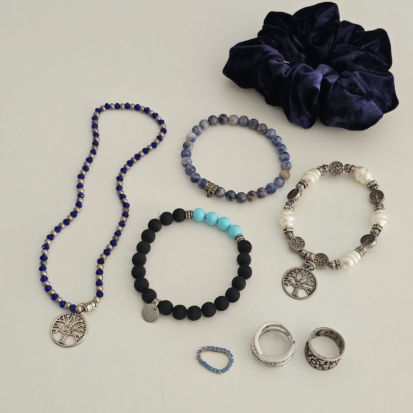 Bracciali & Braccialetti: Schmuck & Accessoires Set – Armbänder/Collier/Ringe – Usato da Matten b. Interl venduto da Vanilla8