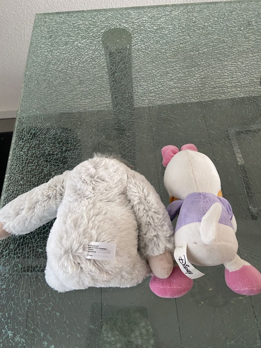Disney Statuette: Yeti und Daisy Plüschfiguren – Usato da Oftringen venduto da andrax 4