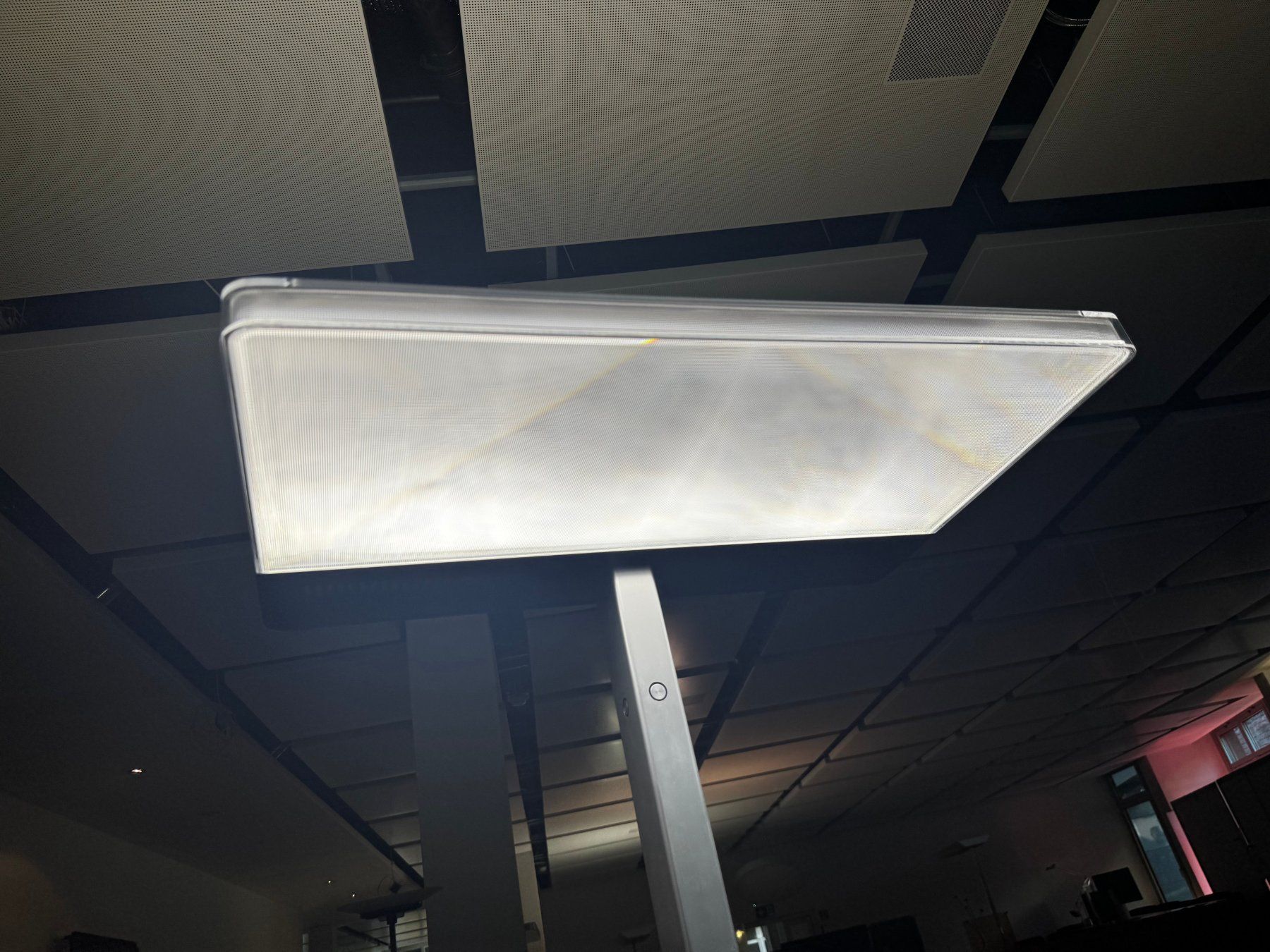 Zumtobel Lampade: LED Stehleuchte von ZUMTOBEL – Usato da Affoltern am Albis venduto da Zapro 1