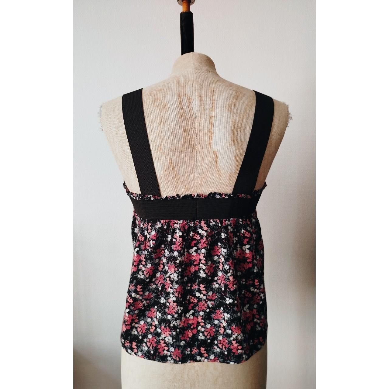 Tops: Trägertop mit Blumenprint – Gebraucht aus St. Gallen von jbu_ns6v 1