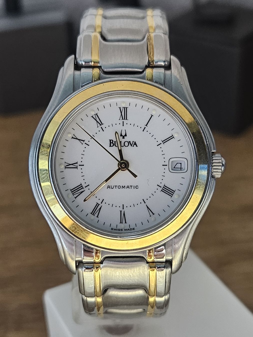 Bulova Montres: Bulova Automatic Uhr 36mm mit Originalbox  – D'occasion à Flamatt par pie_f9zm 2
