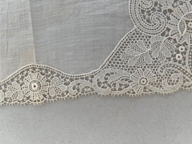 Sonstige Kleidung & Accessoires: Bündner Taschentuch, antik, Biedermeierrahmen – Gebraucht aus Steffisburg von stockhorn01 4