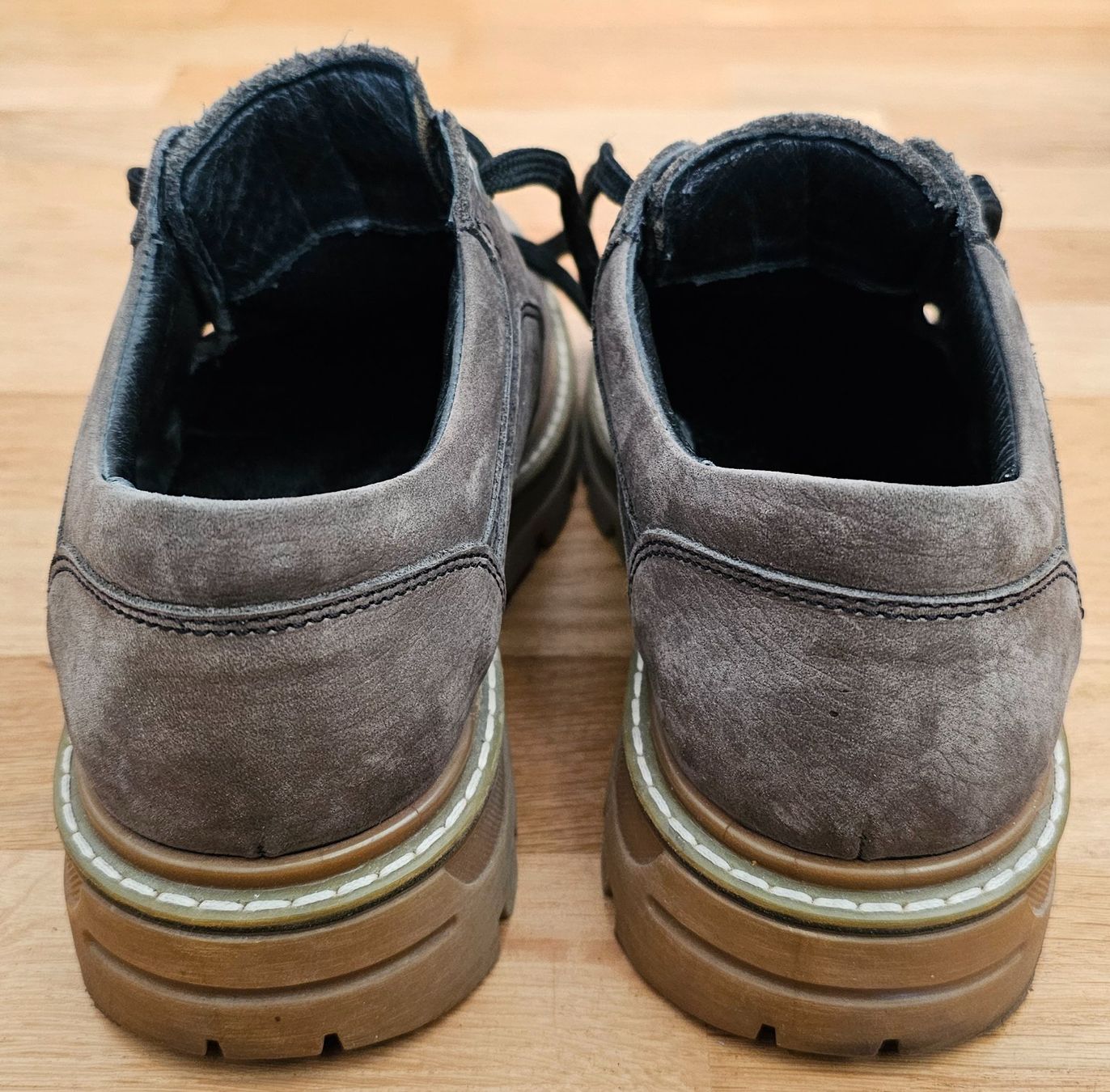 Damenschuhe: Chaussures en cuir - Taille 38 – Gebraucht aus Court von Jovi2 5