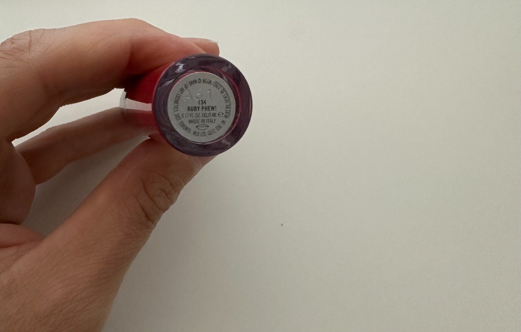 Mac Cosmetics Make-up: Mac retro matte liquid lipcolour 134 ruby phew! – Gebraucht aus Courgevaux von Qwertz111320 1