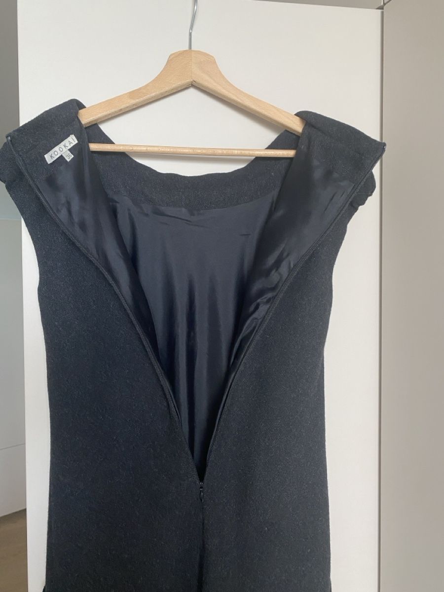 Kookai Vestiti: Robe Kookai grise foncée taille 36 – Usato da Bevaix venduto da MPaw 2