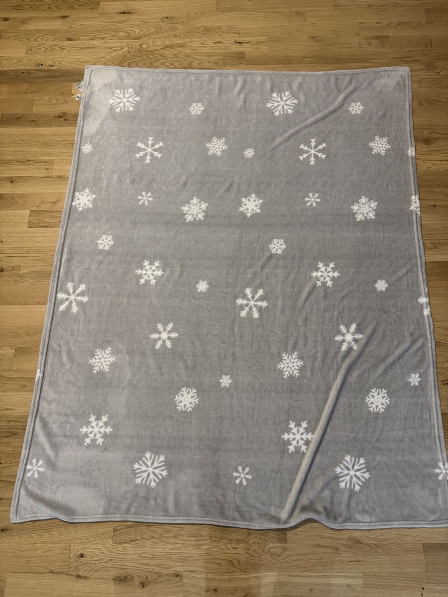 Coop Coperte: Kuscheldecke Snowflake Blanket – Nuovo e nell'imballaggio originale da Winterthur venduto da Raffiolii 1