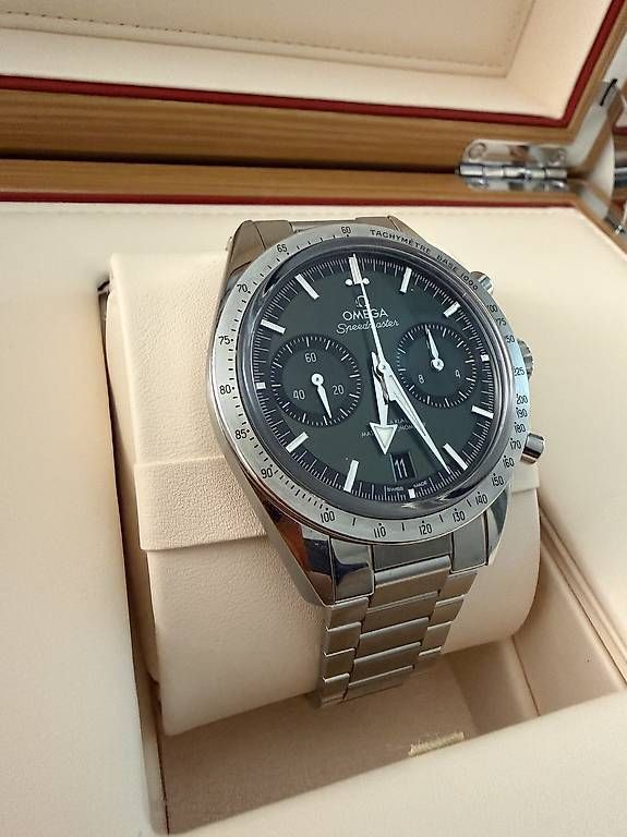 Omega Uhren: Omega Speedmaster 57 Grün – Gebraucht aus Zürich von timeio-swapwatch 3