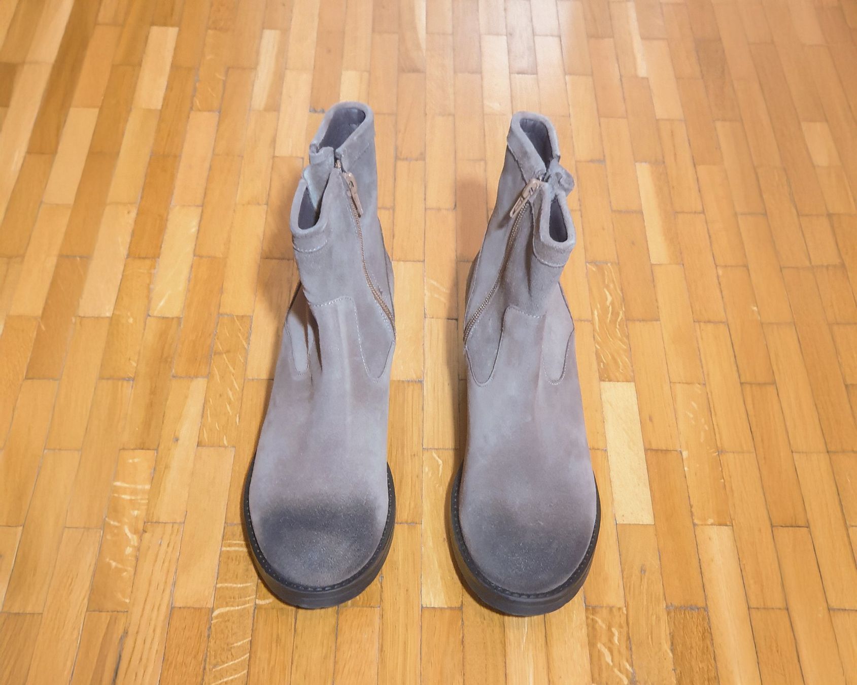 Scarpe da donna: Bottines en daim Andrea Sabatini – Nuovo e nell'imballaggio originale da Genève venduto da MikhailG 2