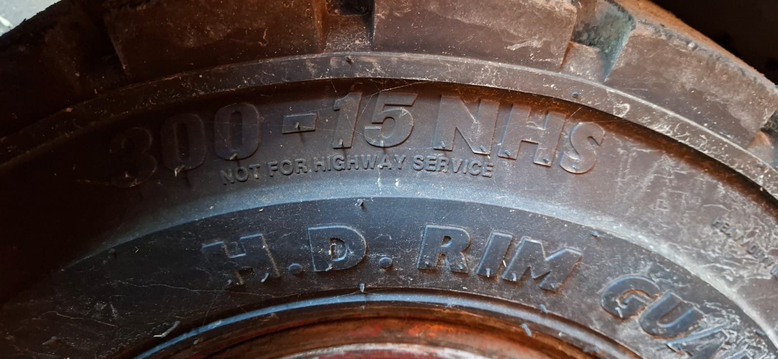 Diesel Carrelli elevatori e a forche: Seitenstapler BP 6tonnen 7m hoch – Usato da Grünenmatt venduto da Lerchholz 8