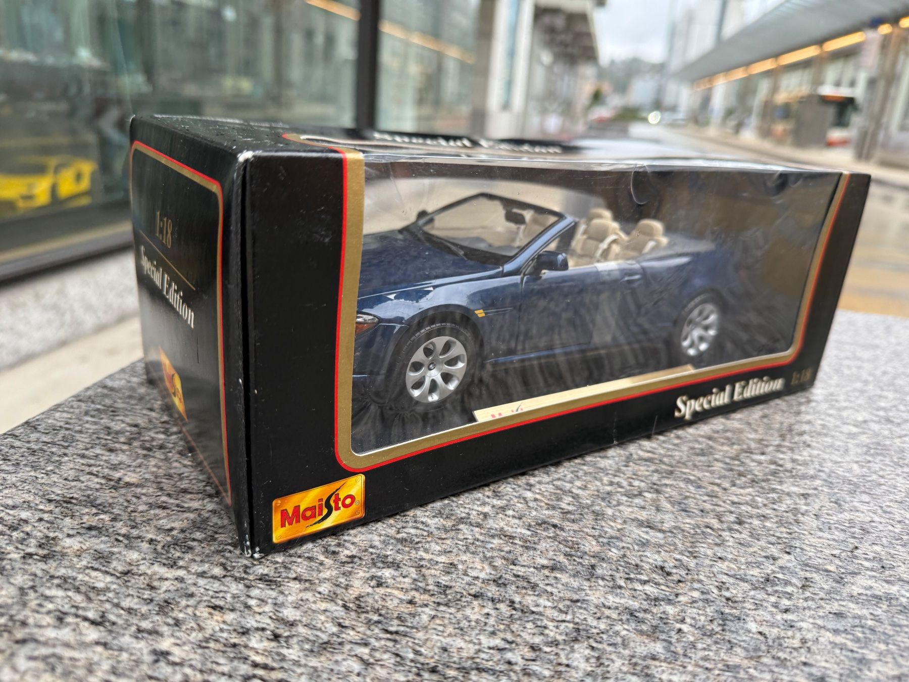 Bburago Modellini d'auto: Maisto 1:18 BMW 645 Ci – Usato da Chiasso venduto da Carrara-Modellismo 2
