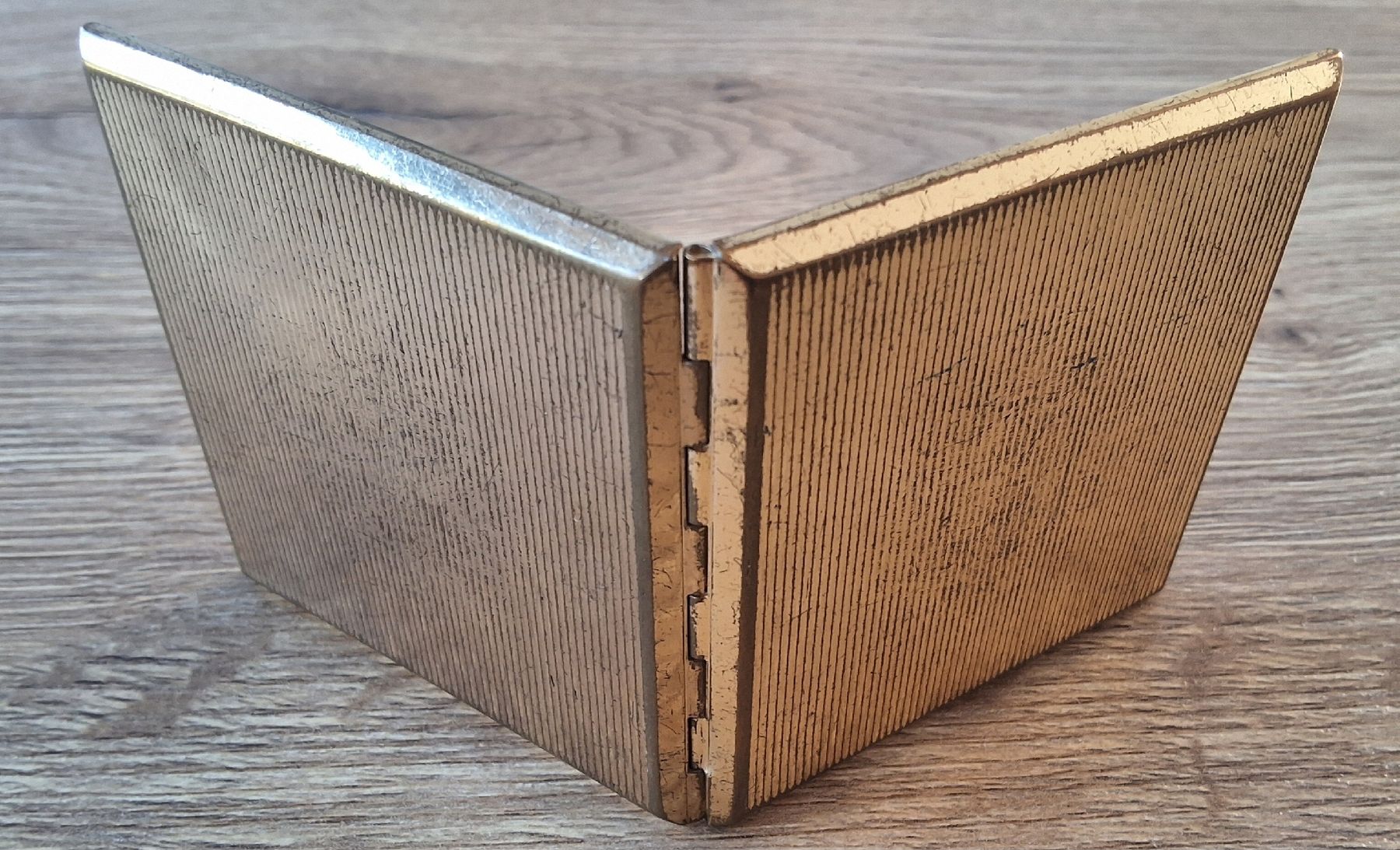 Specchi: Etui mit Taschenspiegel – Usato da Oftringen venduto da Waltereg 3