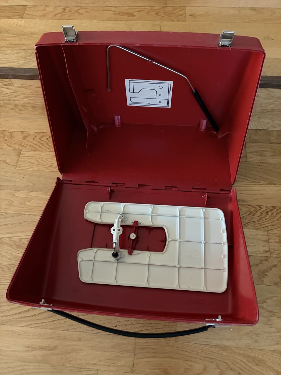 Bernina Macchine da cucire: Bernina 830 – Difettoso da Schlieren venduto da MQ1965 4
