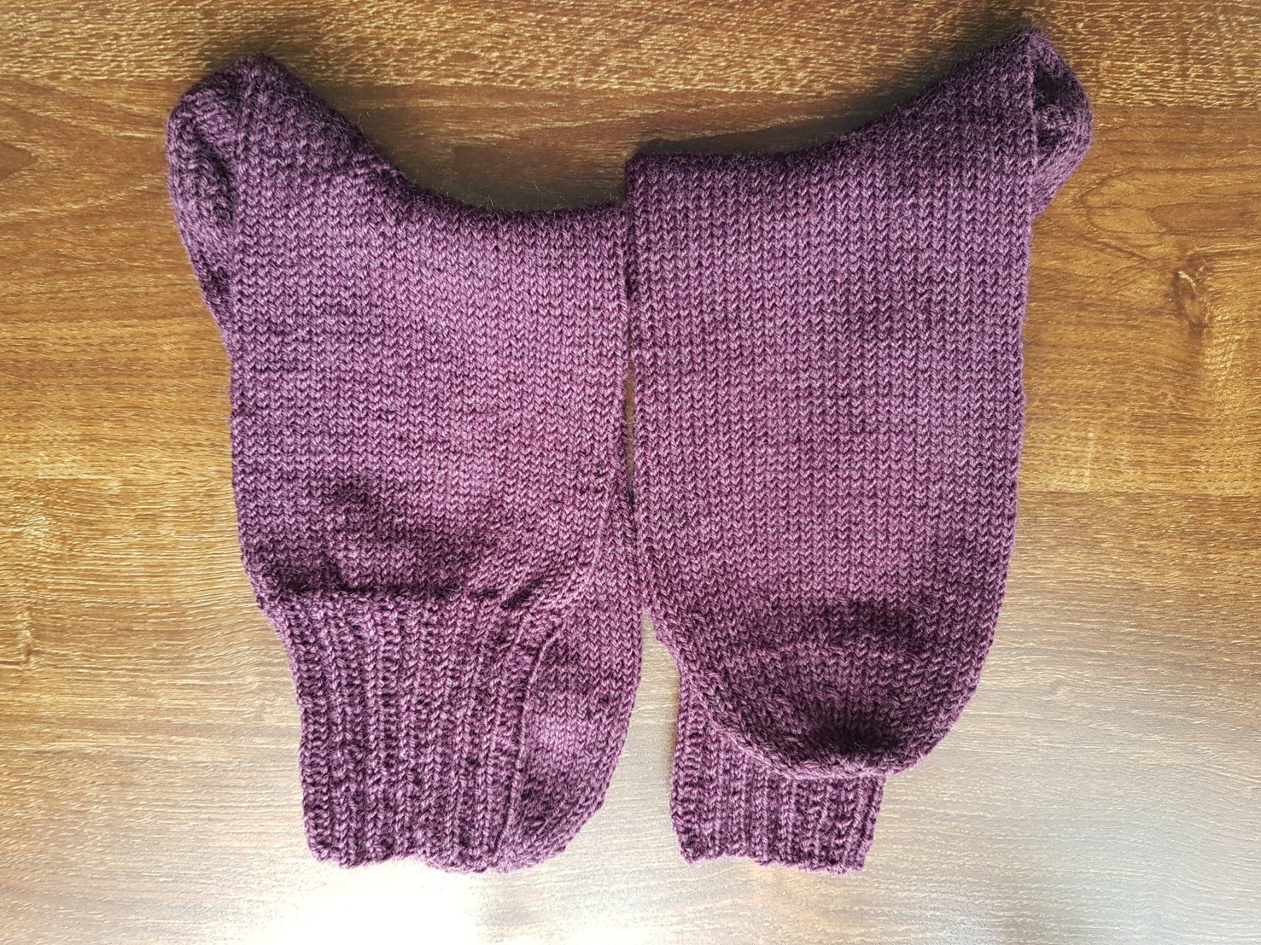 Calze: handgestrickte Socken Gr. 46/47 – Nuovo (secondo la descrizione) da Ursenbach venduto da gruenblau 1