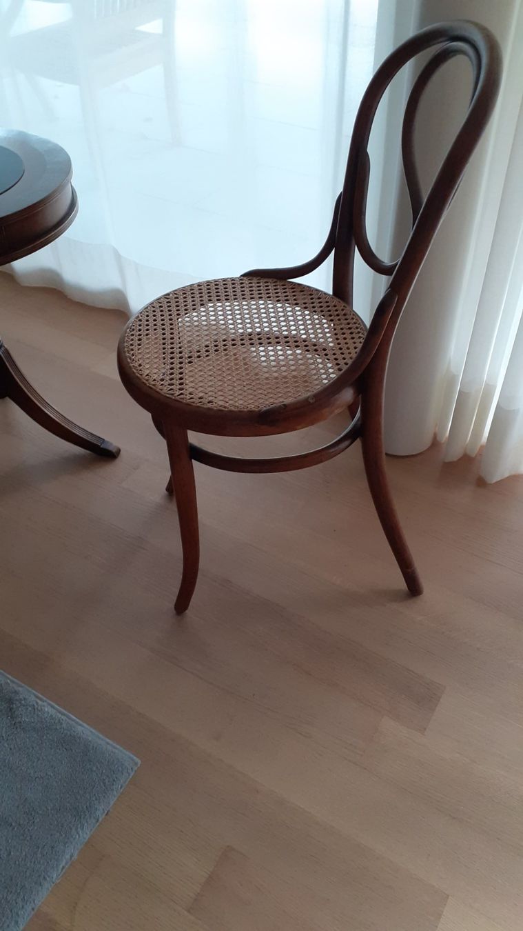 Thonet Stühle: Original Thonet Bugholz-Stuhl – Gebraucht aus Muri b. Bern von elsbeth06 2