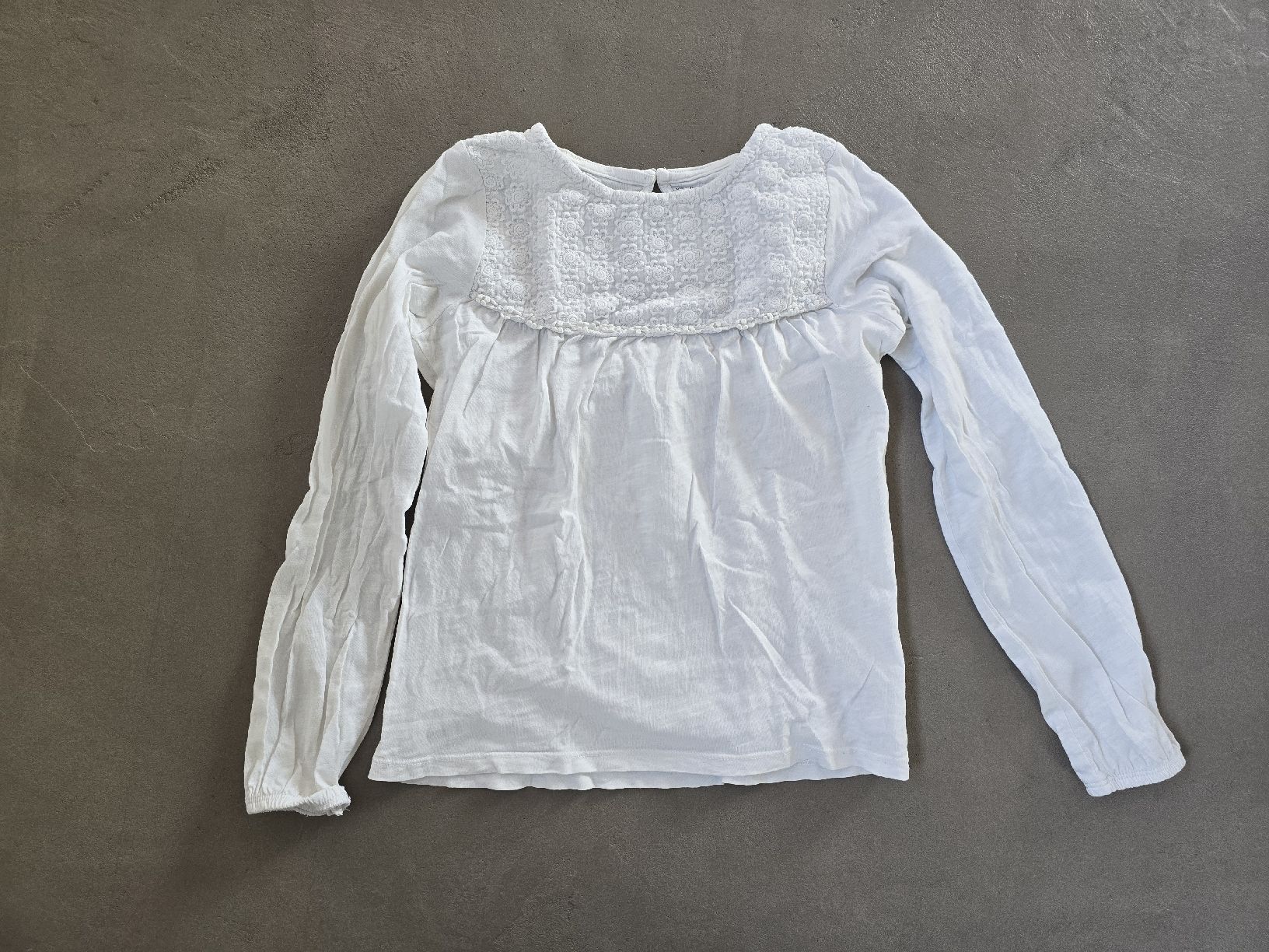 Camicette, T-shirt & Top: Vertbaudet Mädchen Bluse, Grösse 138, creme-farbig – Usato da Büron venduto da Liv7