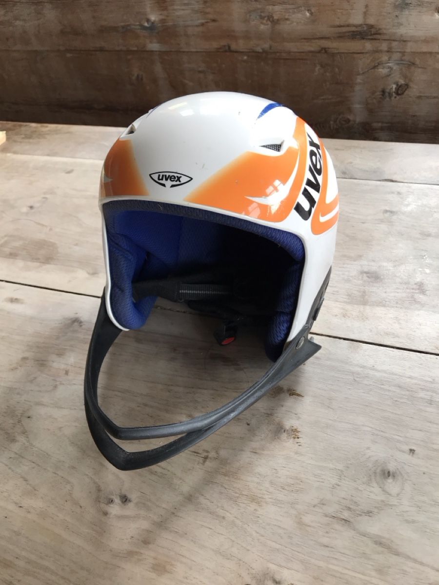 Uvex Casques: Skihelm  – D'occasion à Zürich par almaluisa