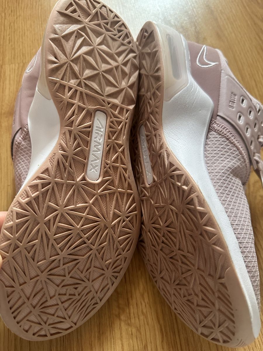 Nike Scarpe da donna: Nike Airmax Gr. 40 rosa Sneaker – Usato da Münsingen venduto da Secondhand89 3