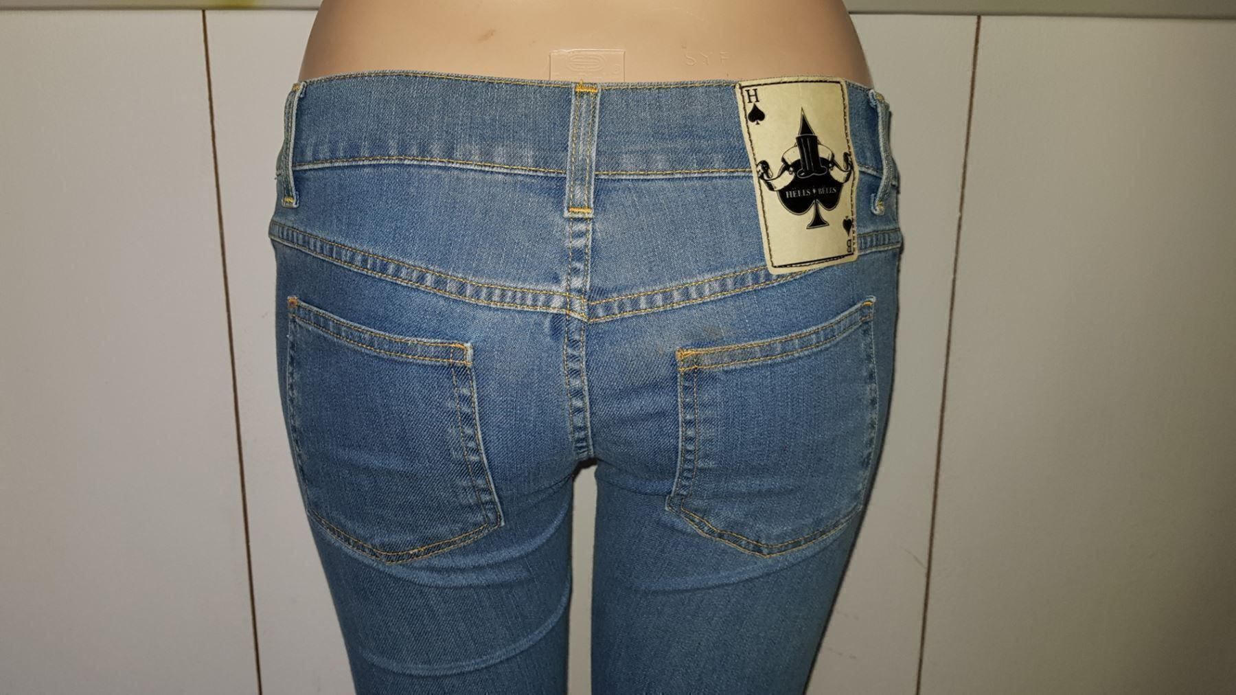 Jeans: Jeans HËLLS BËLLS taille 26 – Usato da Cossonay-ville venduto da Super-Price-Quality 8