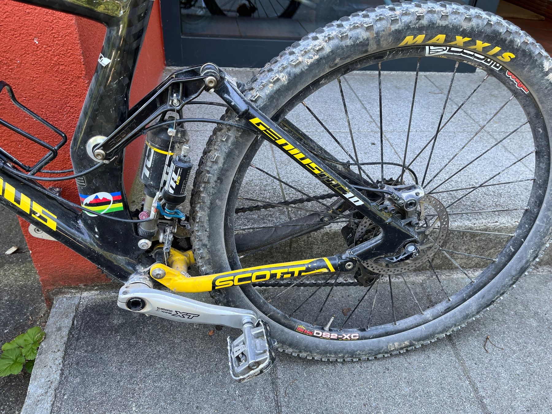 Scott Biciclette: Scott Genius Carbon ca .2011 – Usato da Zürich venduto da Trapps 1
