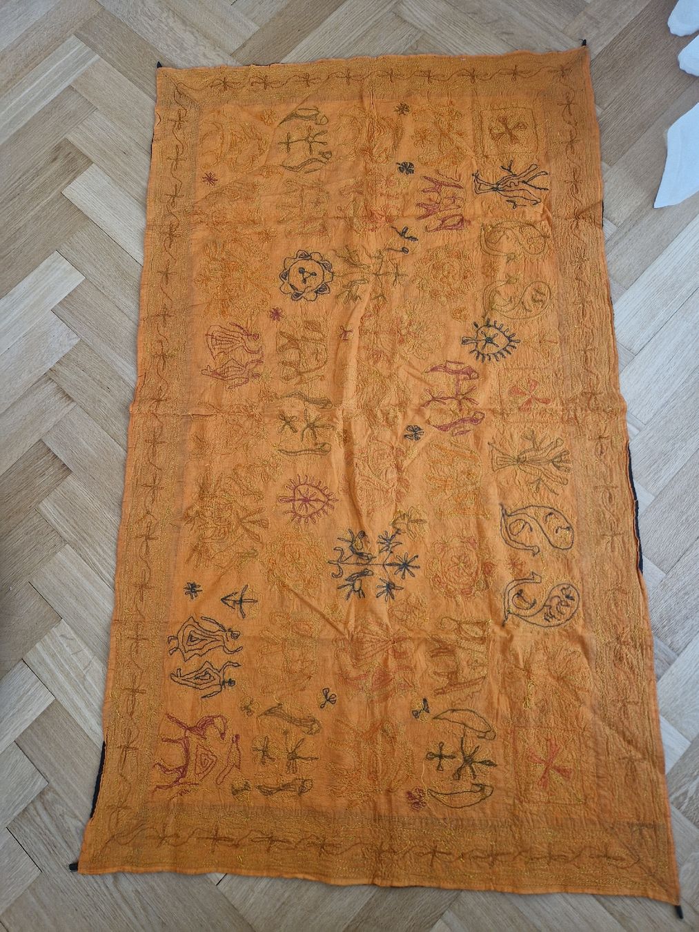 Altra biancheria da tavola: Tischläufer / Tischdecke Handbestickt – Usato da Küsnacht ZH venduto da 2011_ 9