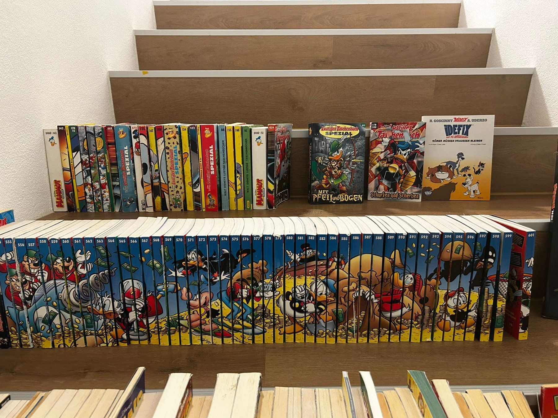 Fumetti: 137 Disney Comics Lustiges Taschenbuch - 9 eingeschweisst – Usato da Uitikon Waldegg venduto da wohnungvogelsang 4