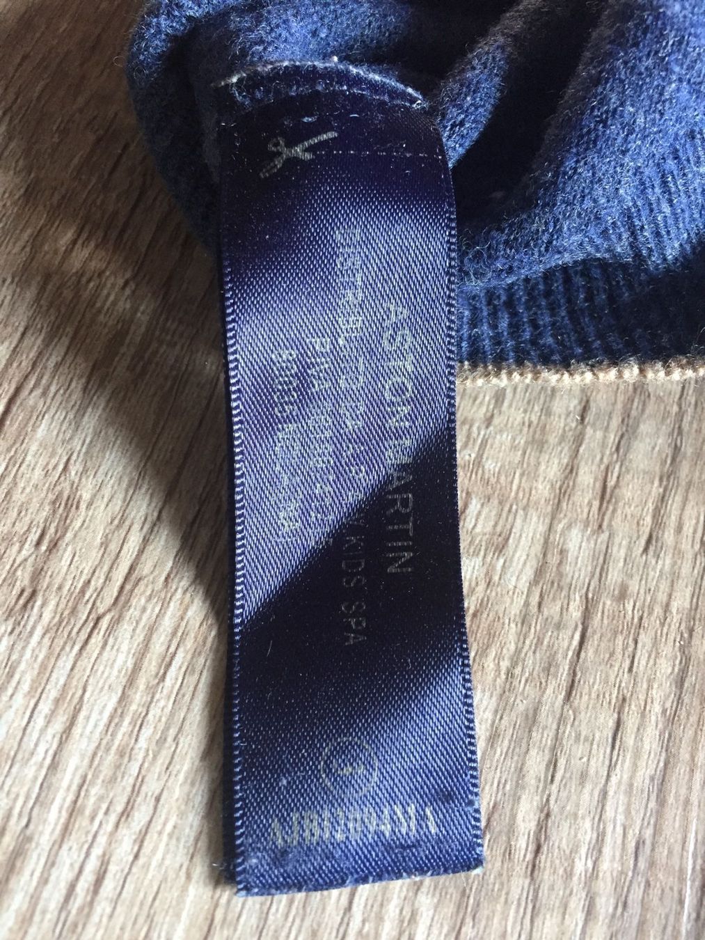 Pullover & Sweatshirts: Aston Martin Wool Sweater – Gebraucht aus Winterthur von niemim 4