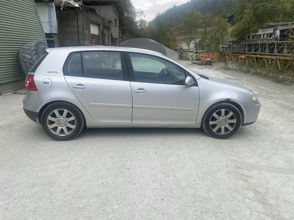Autos: Golf 5  – D'occasion à St-Martin VS par jq3_whj5 2