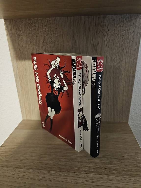 Fumetti: Magical Girl Site Band 1 & 2 – Usato da Steinen venduto da Manjix