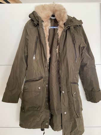 Zara Mantel/Parka mit Fell