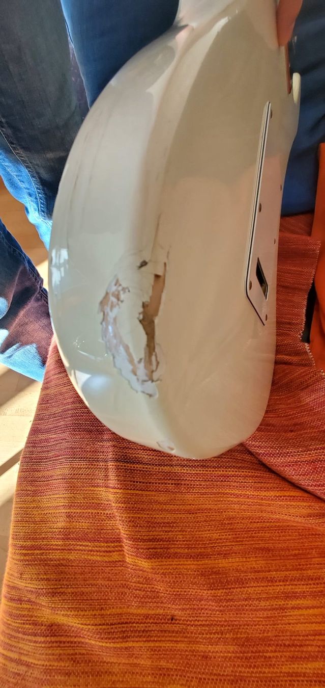 Fender Strumenti musicali: Fender Stratocaster Made in USA – Usato da Riehen venduto da Oray 5