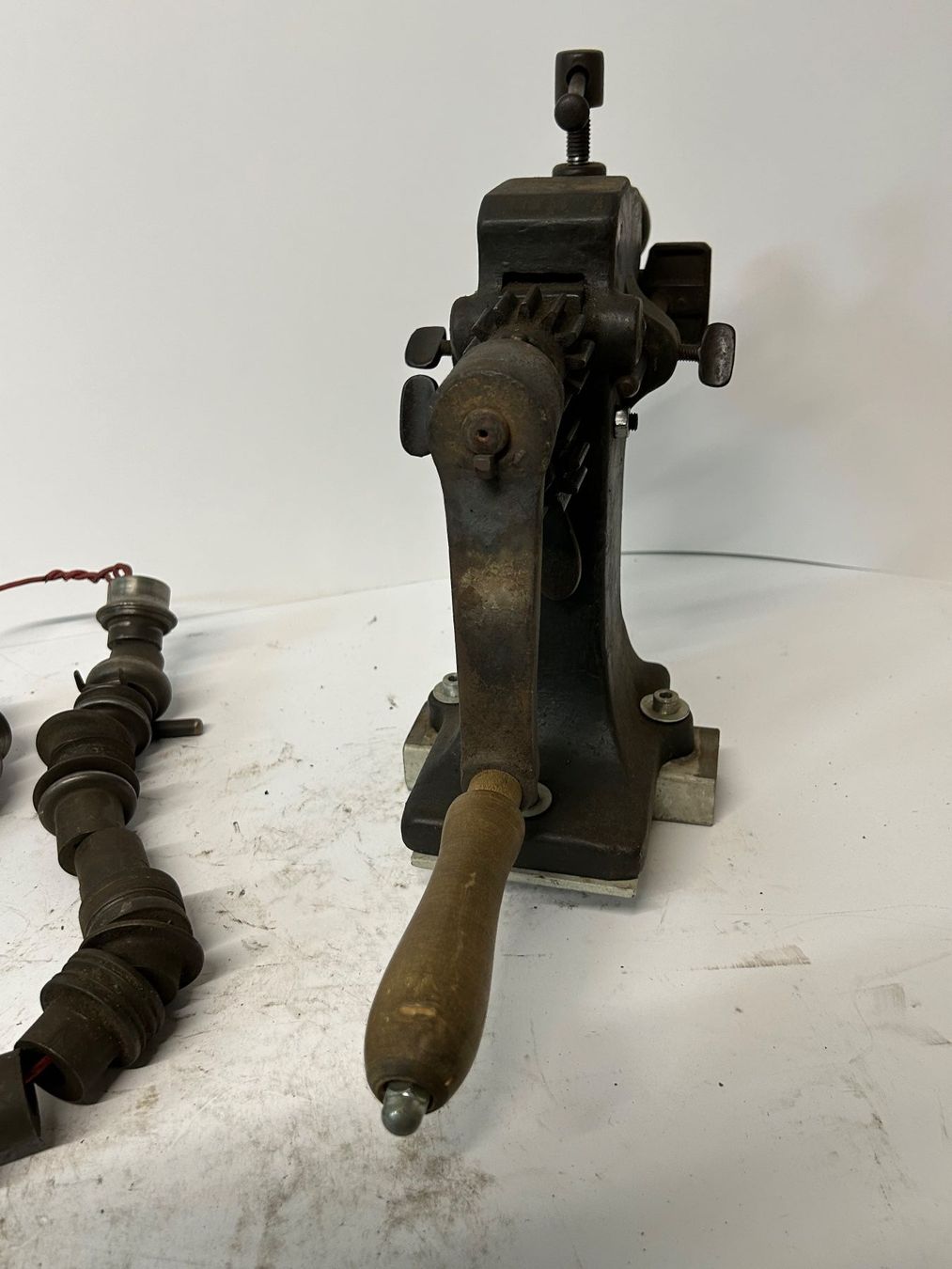 Tutte le macchine: Antike Sickenmaschine mit Rollensatz – Usato da Etzelkofen venduto da Botti50 3