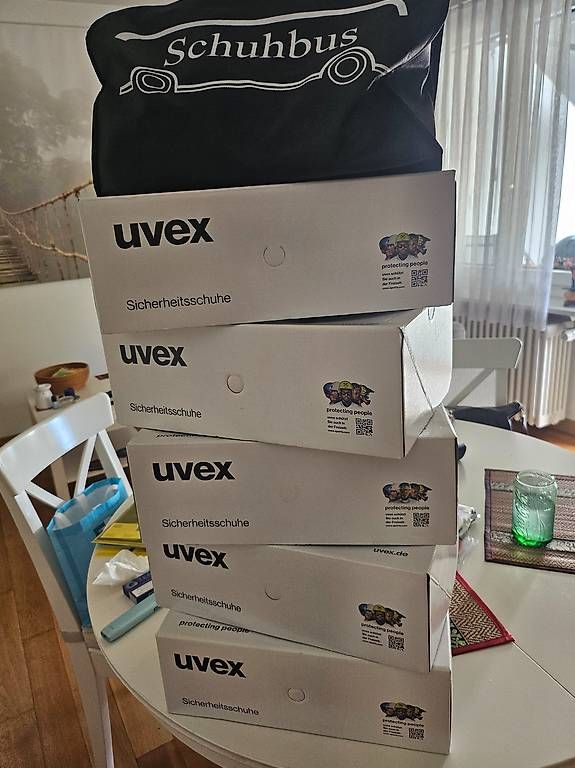 Scarpe da uomo: Sicherheitsschuhe Gr.41 UVEX und Solid Gear Gr.40 – Nuovo e nell'imballaggio originale da Solothurn venduto da Jocker58 4