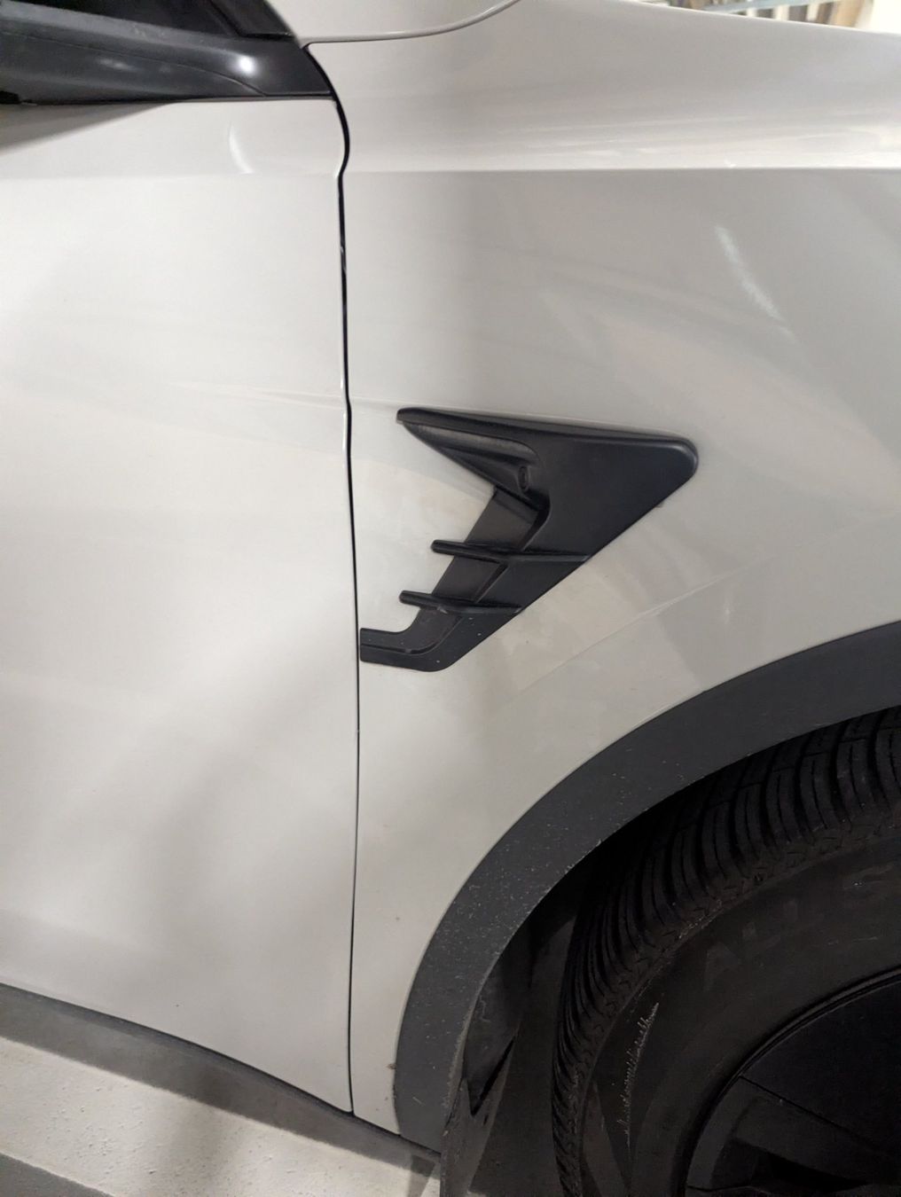 Tutti pezzi di ricambio auto: Tesla Model Y Seitenkamera Abdeckung 2 Stk. – Usato da Birsfelden venduto da DealWithStil 6