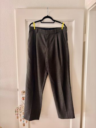 COS Men’s Trousers – Wool, Size EUR 48
