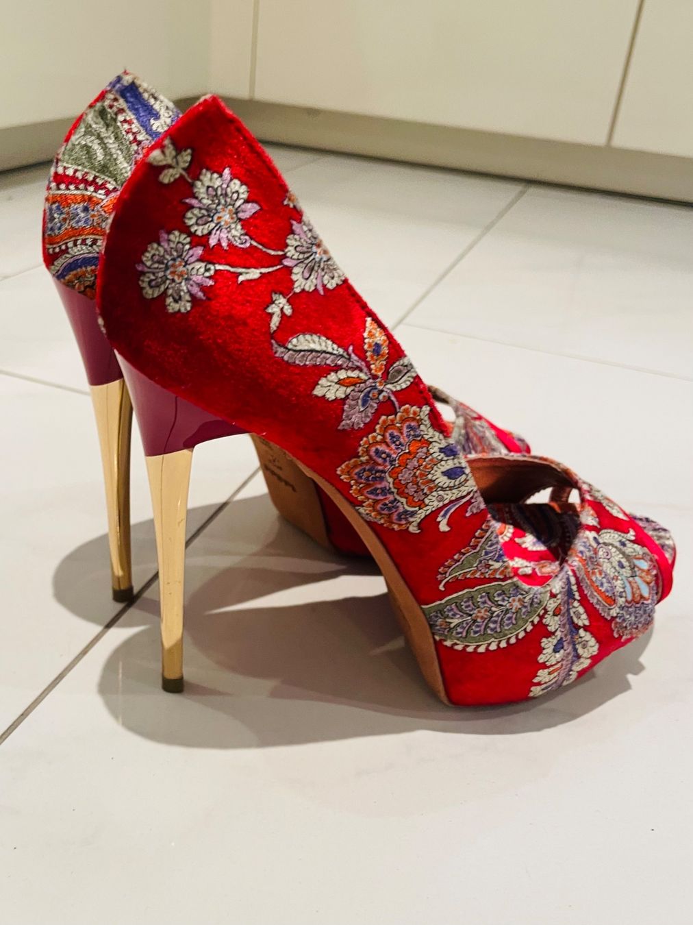 Baldinini Scarpe da donna: Baldinini 120mm, Gr.40 – Usato da Au ZH venduto da Daiga