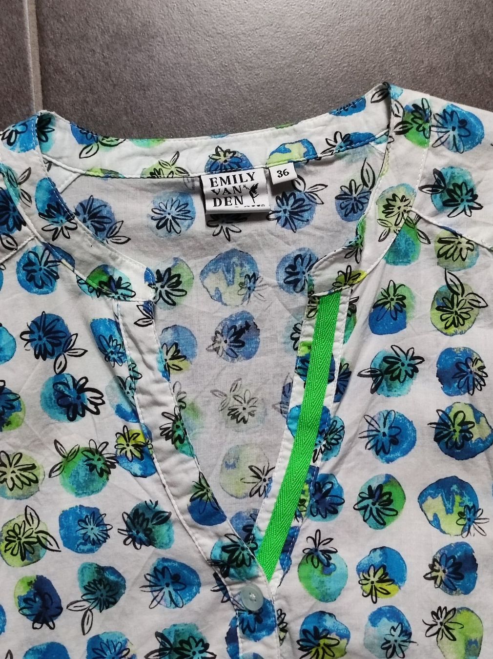 Camicette: Bluse von Emily Van Den Bergh, Gr. 36, neu – Usato da Wohlen AG venduto da Tikale 1