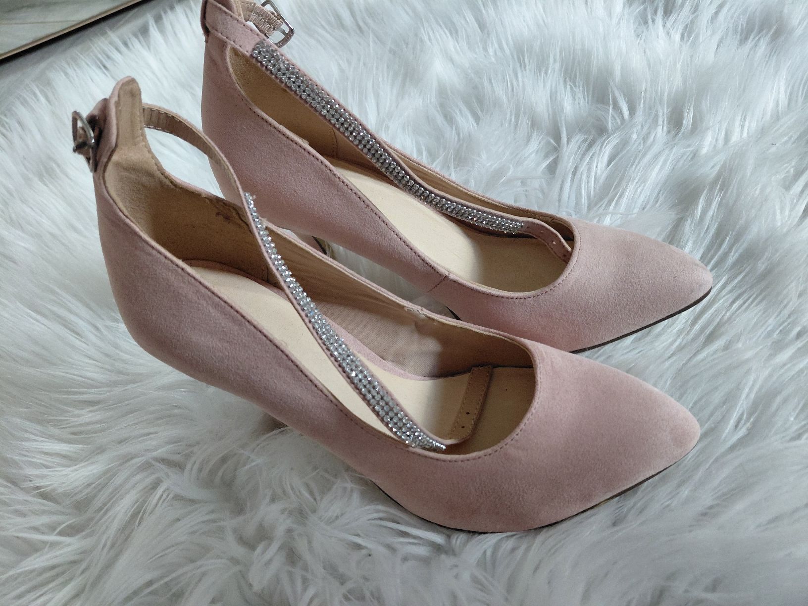 Scarpe da donna: Riemchensandalen mit Strass – Nuovo (secondo la descrizione) da Obermumpf venduto da Eje_2g5h 1