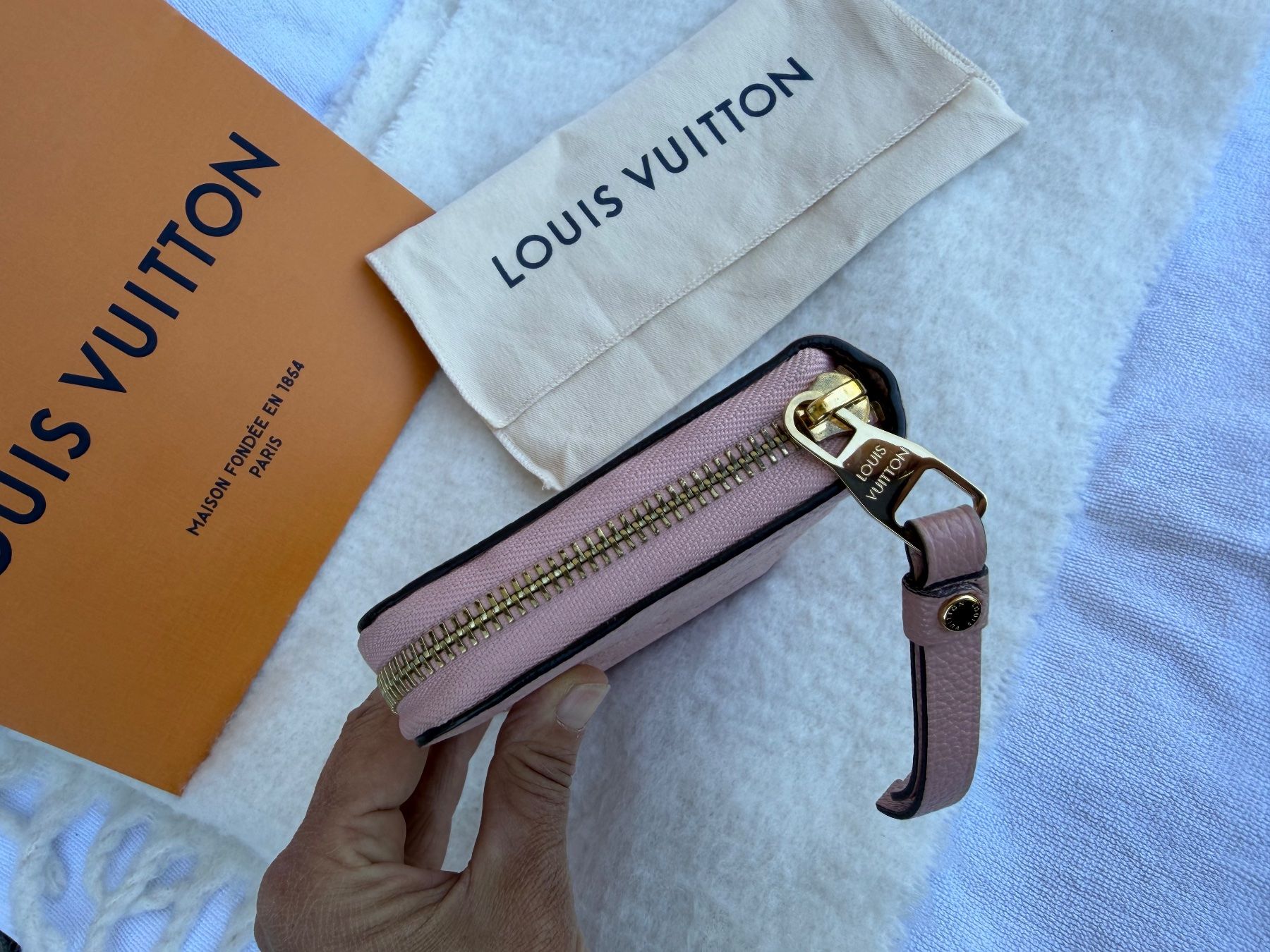 Louis Vuitton Portamonete: Louis Vuitton Portemonnaie – Usato da Steinen venduto da FIN 2