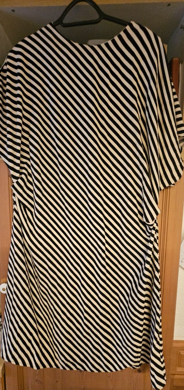 Lots de vêtements: Kleiderpaket 44/46 – D'occasion à NIEDERURNEN par Ivonnek 4