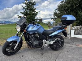 Gut erhaltenes Motorrad zu verkaufen