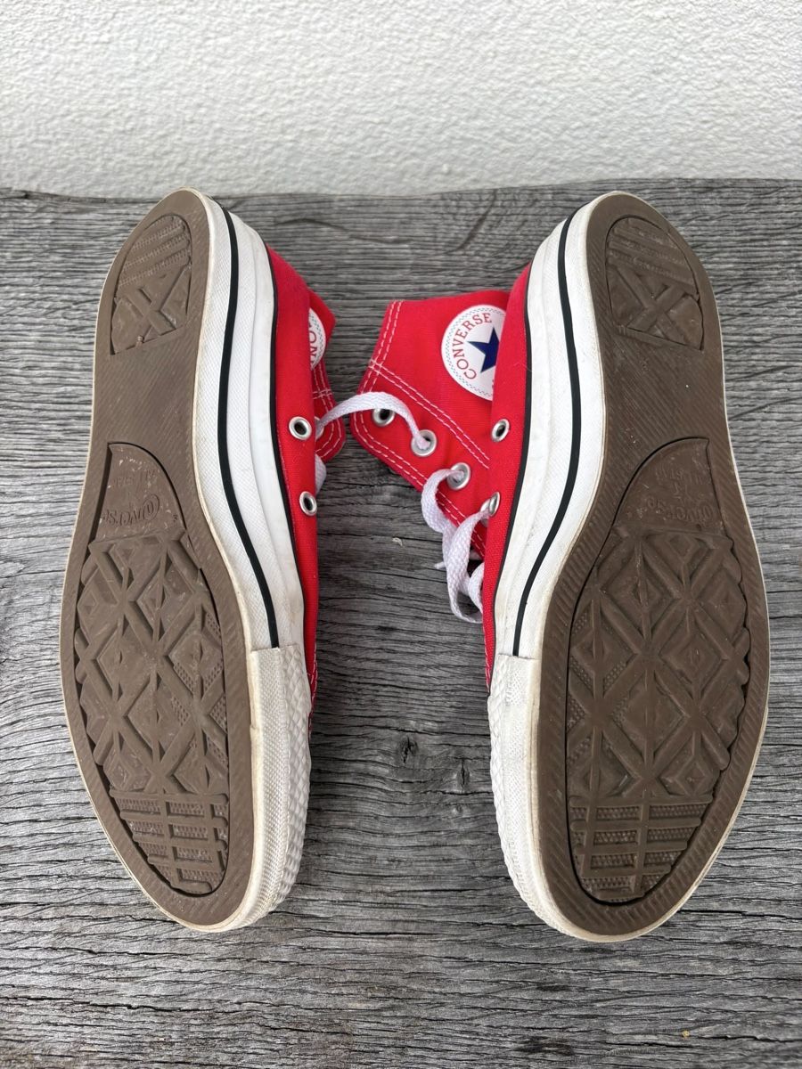 Converse Scarpe da uomo: Converse All Star Schuhe rot, Gr. 37.5  – Usato da Walchwil venduto da BackstageBruder 5