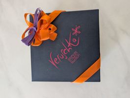 Veruschka Pop Swatch