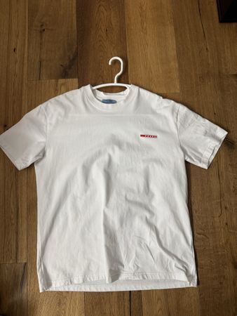 Weisses Prada linea rossa T-shirt