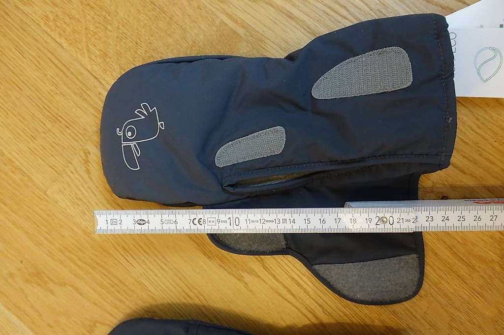 Guanti: NEUE Kinder Fausthandschuhe, anthrazit, Gr. 5 (128/134) – Usato da Kirchberg SG venduto da rainbow87 2
