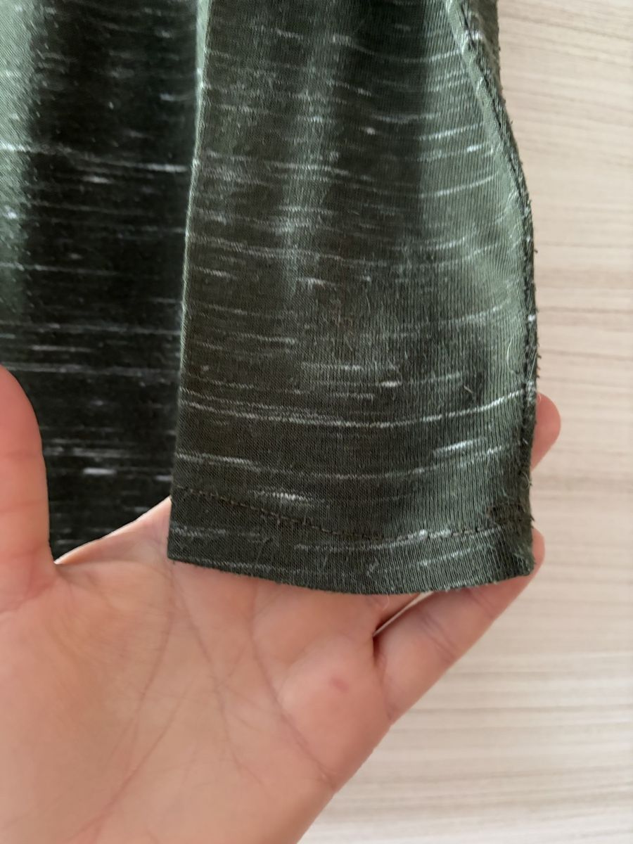 Top: Olive Green Long Sleeve Top – Nuovo (secondo la descrizione) da Sorengo venduto da dis_tfq6 4