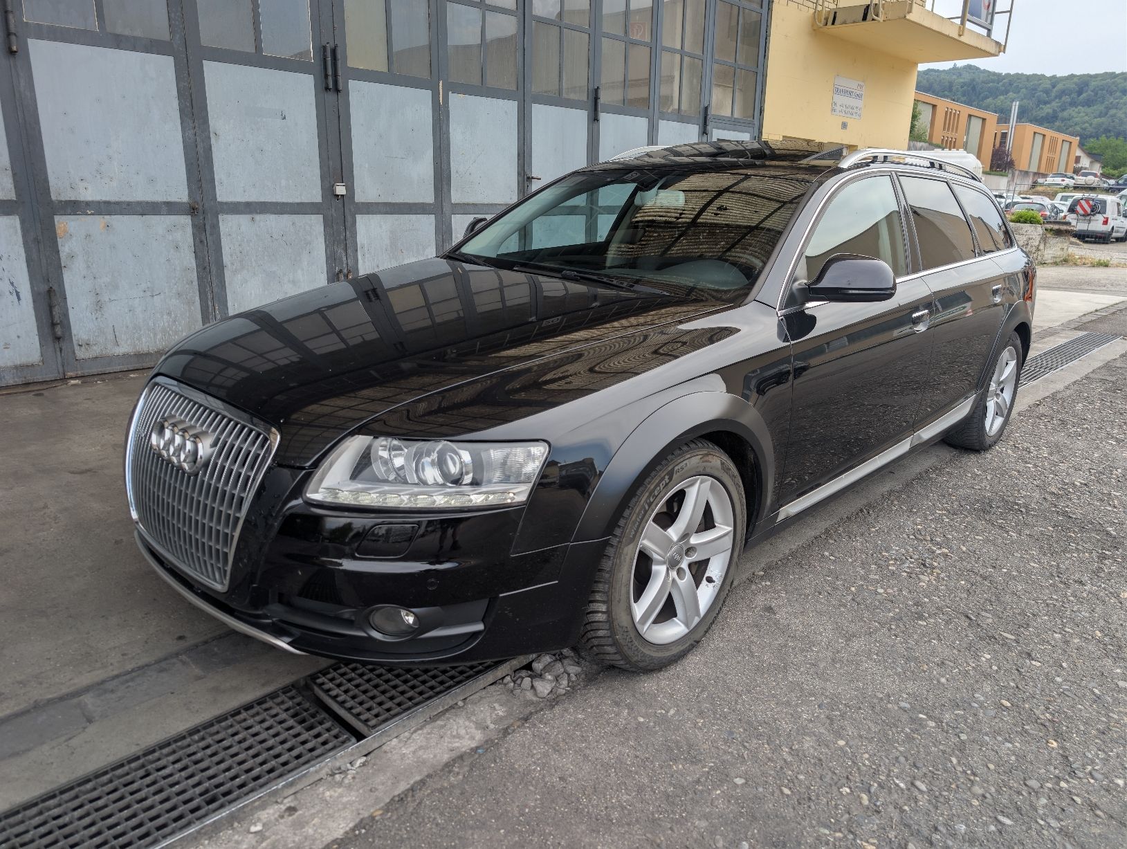 Audi Autos: Audi a6 Allroad 3.0 tdi mit MFK – D'occasion à Rünenberg par All_4_you