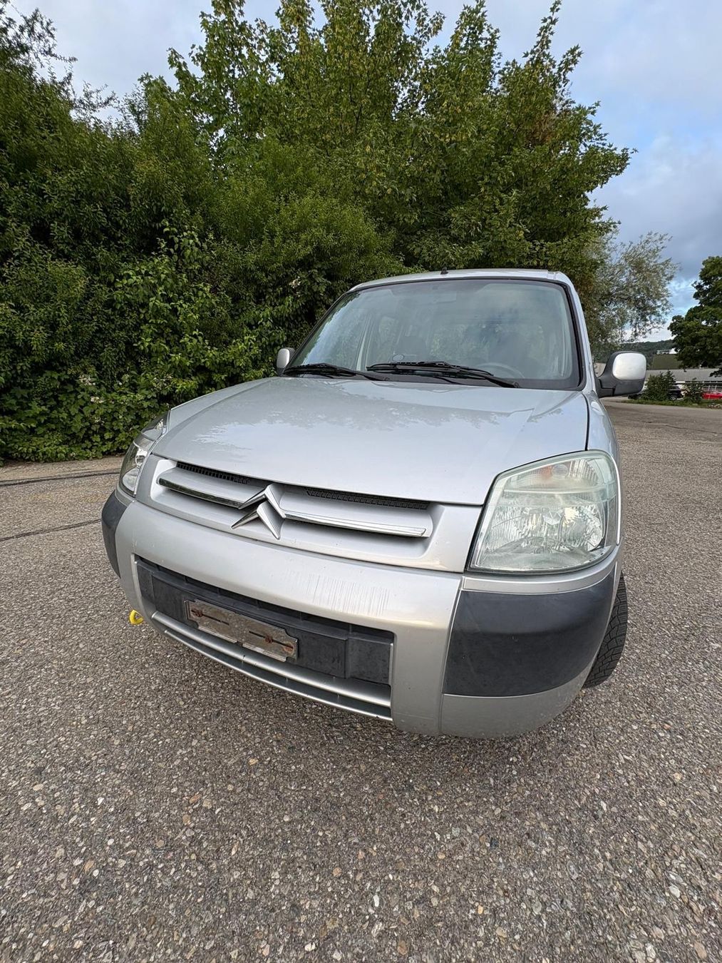 Citroën Automobili: Citroen Berlingo 1.4 ie – Usato da Felben-Wellhausen venduto da Haldi2 2